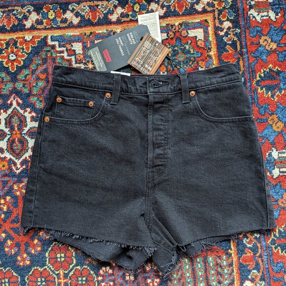 Levi's Premium Ribcage Shorts (Sz: 29) - Picture 4 of 7